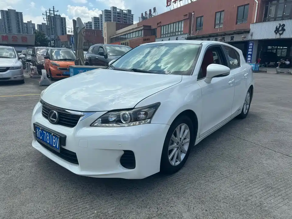 Lexus CT