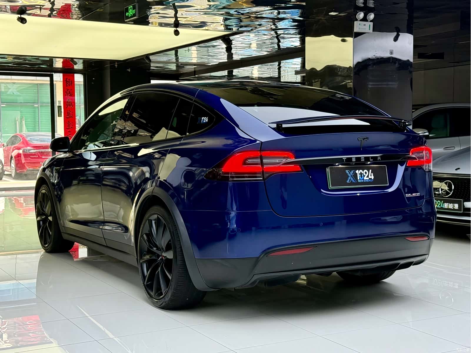 Tesla Model X, 2019 16