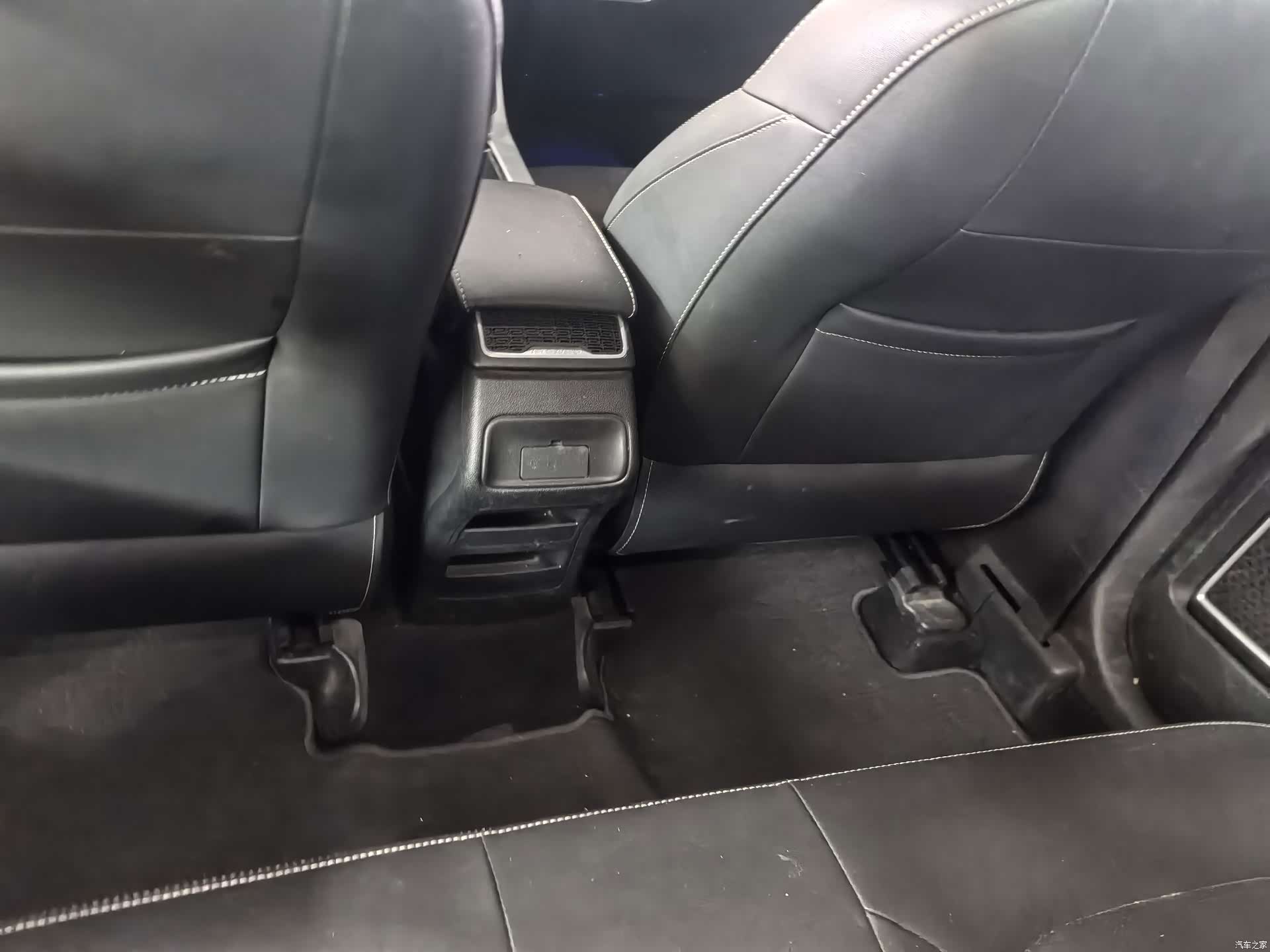 Geely Emgrand, 2019 15