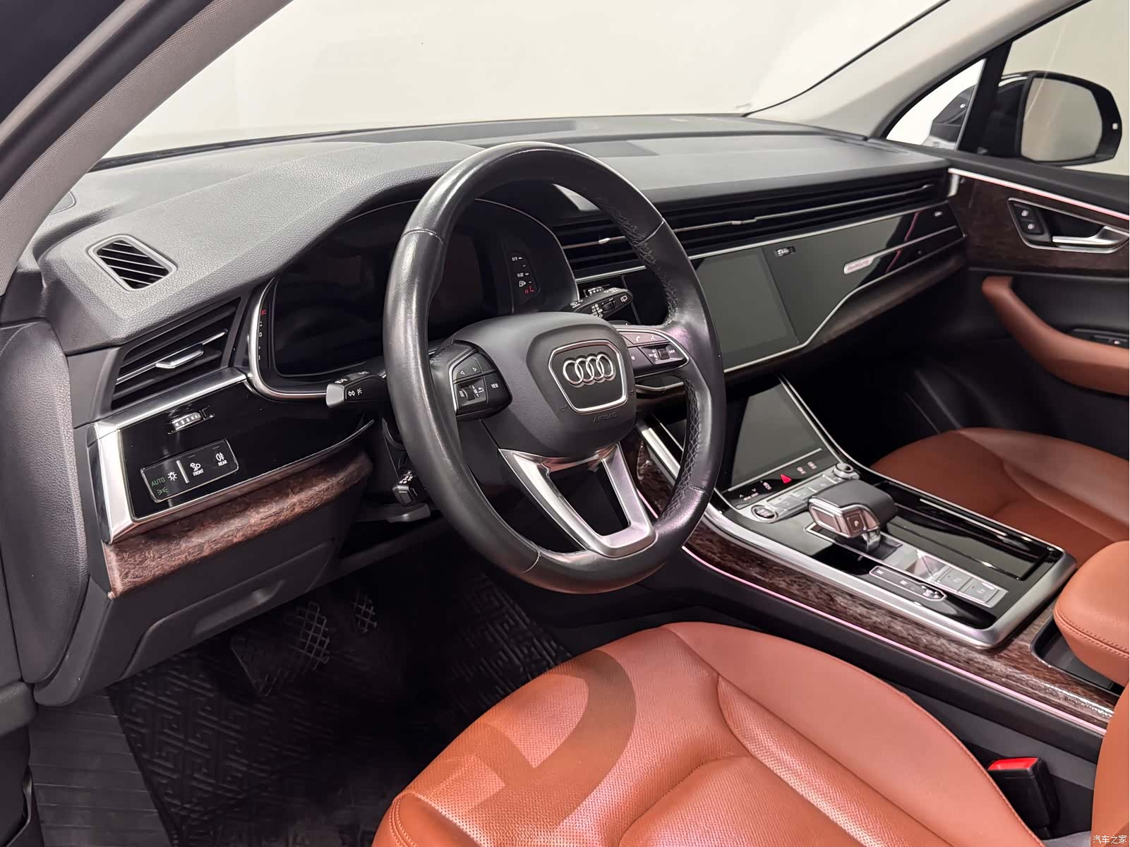 Audi Q7, 2021 8