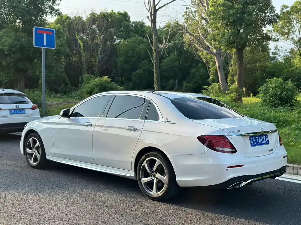 Mercedes-Benz E-class Mercedes-Benz E-class