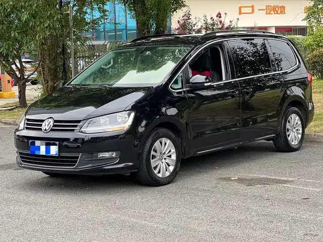 Volkswagen Sharan 2017 — купить из Китая под заказ