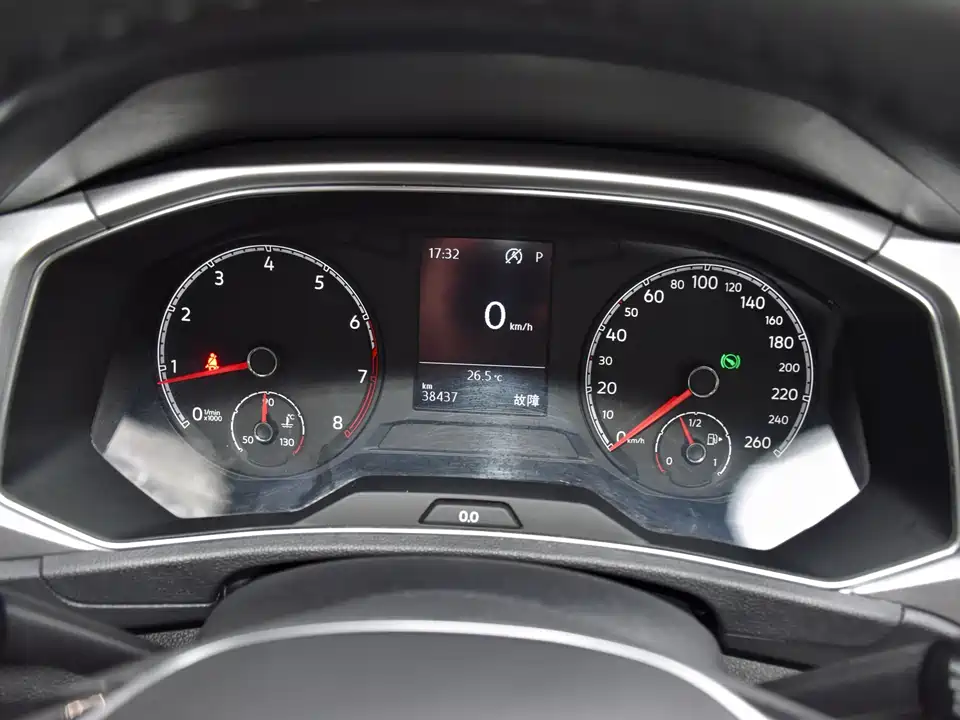 Volkswagen T-ROC exploring Songs