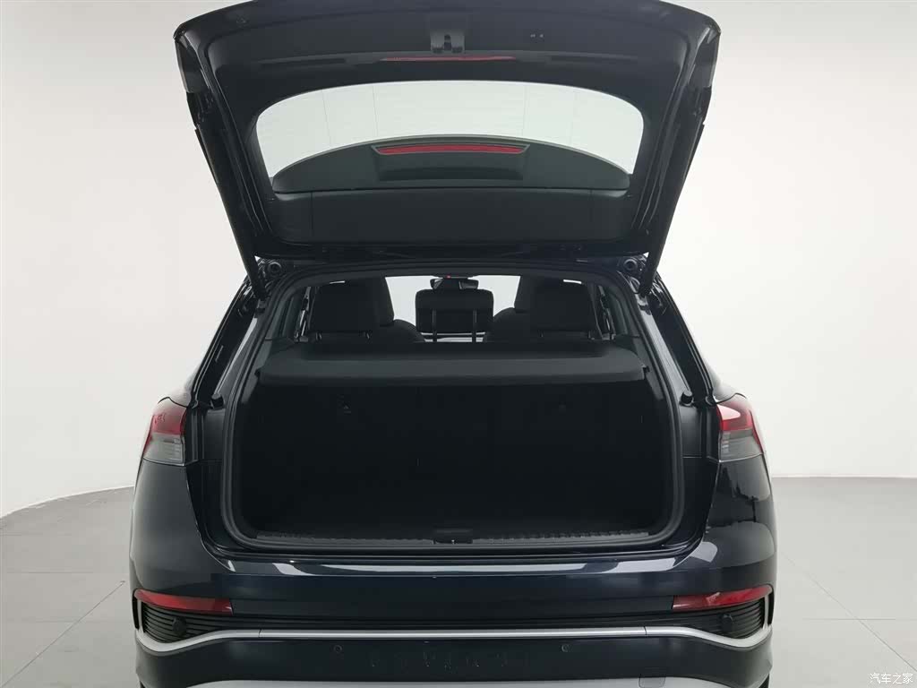 Audi Q4 e-tron, 2023 16