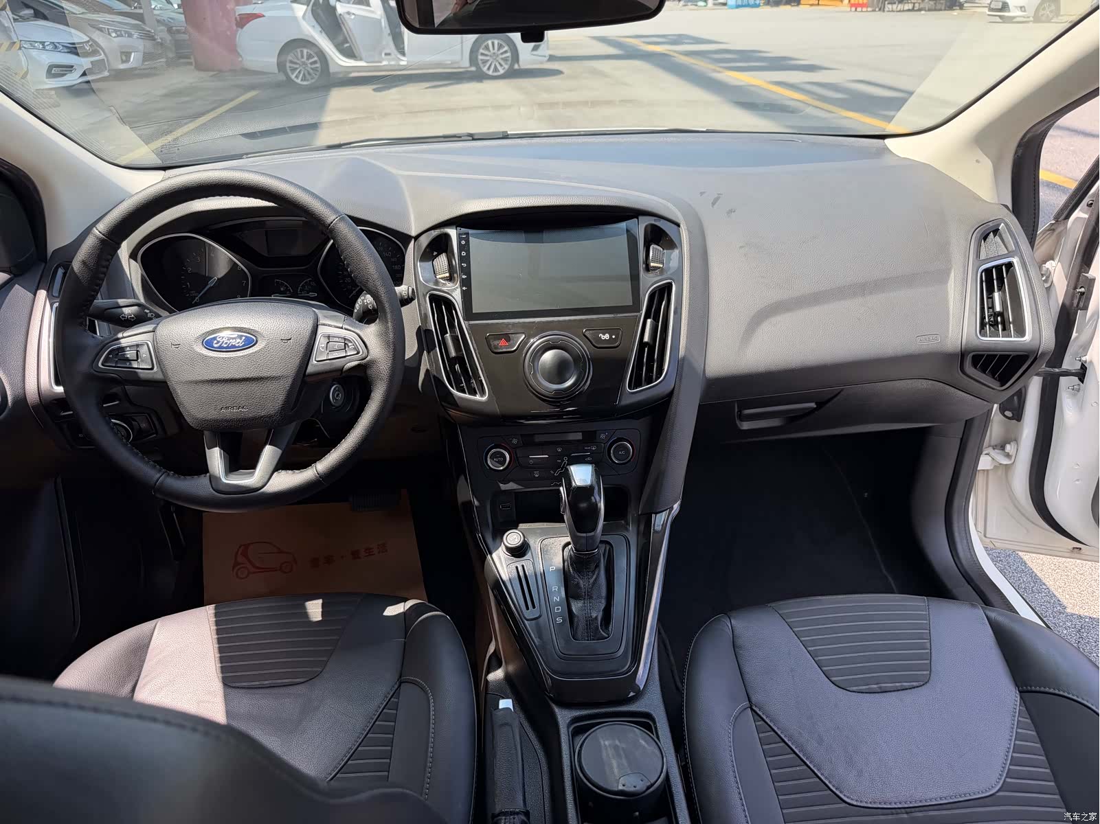 Ford Focus, 2015 24