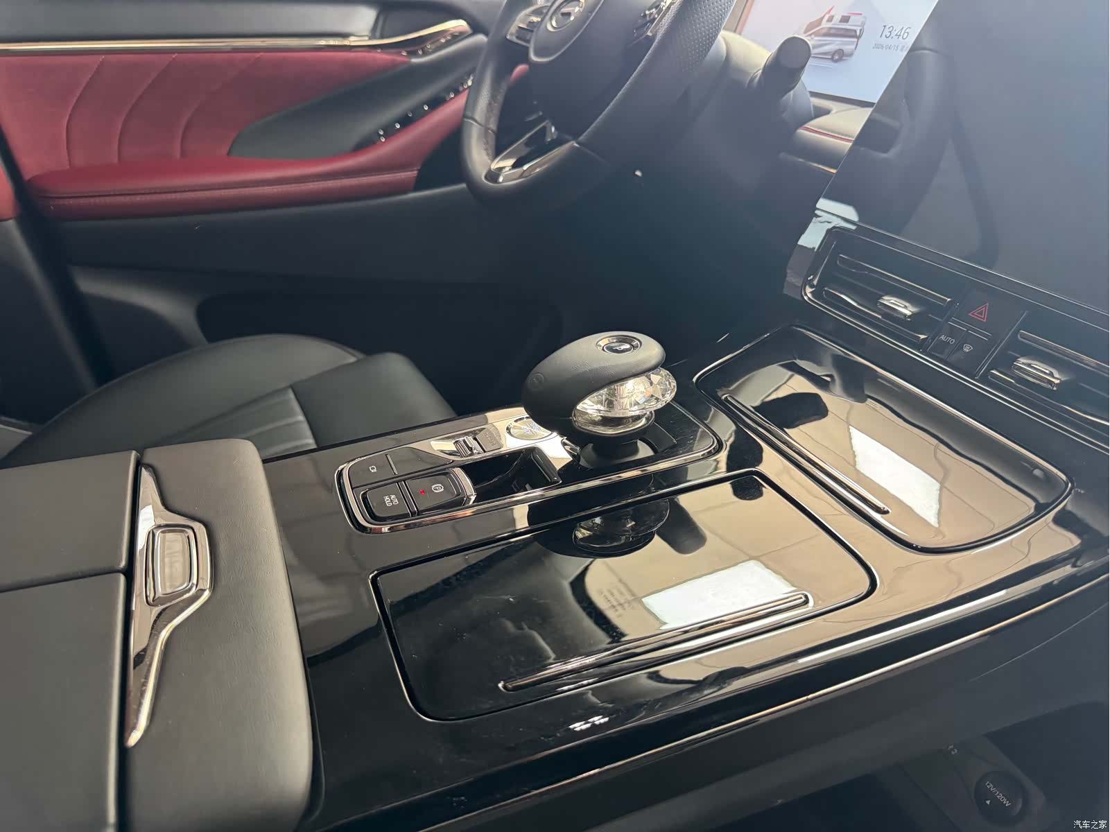 Trumpchi E9, 2024 19