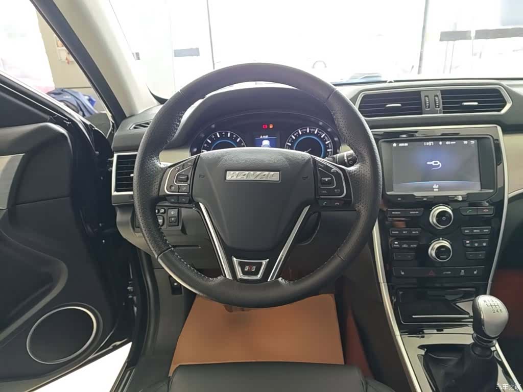Haval H2, 2015 11