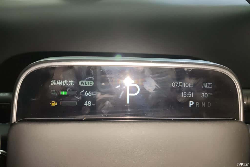 Li Auto L8, 2023 14