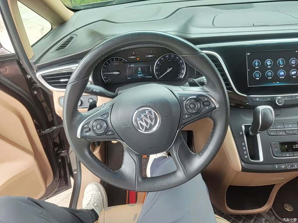 Buick GL8, 2017 11