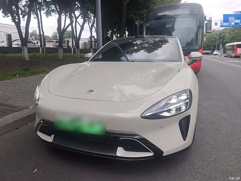 Xiaomi SU7, 2025 3