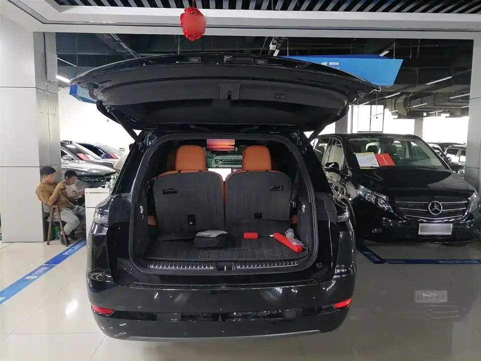 Li Auto Ideal L9