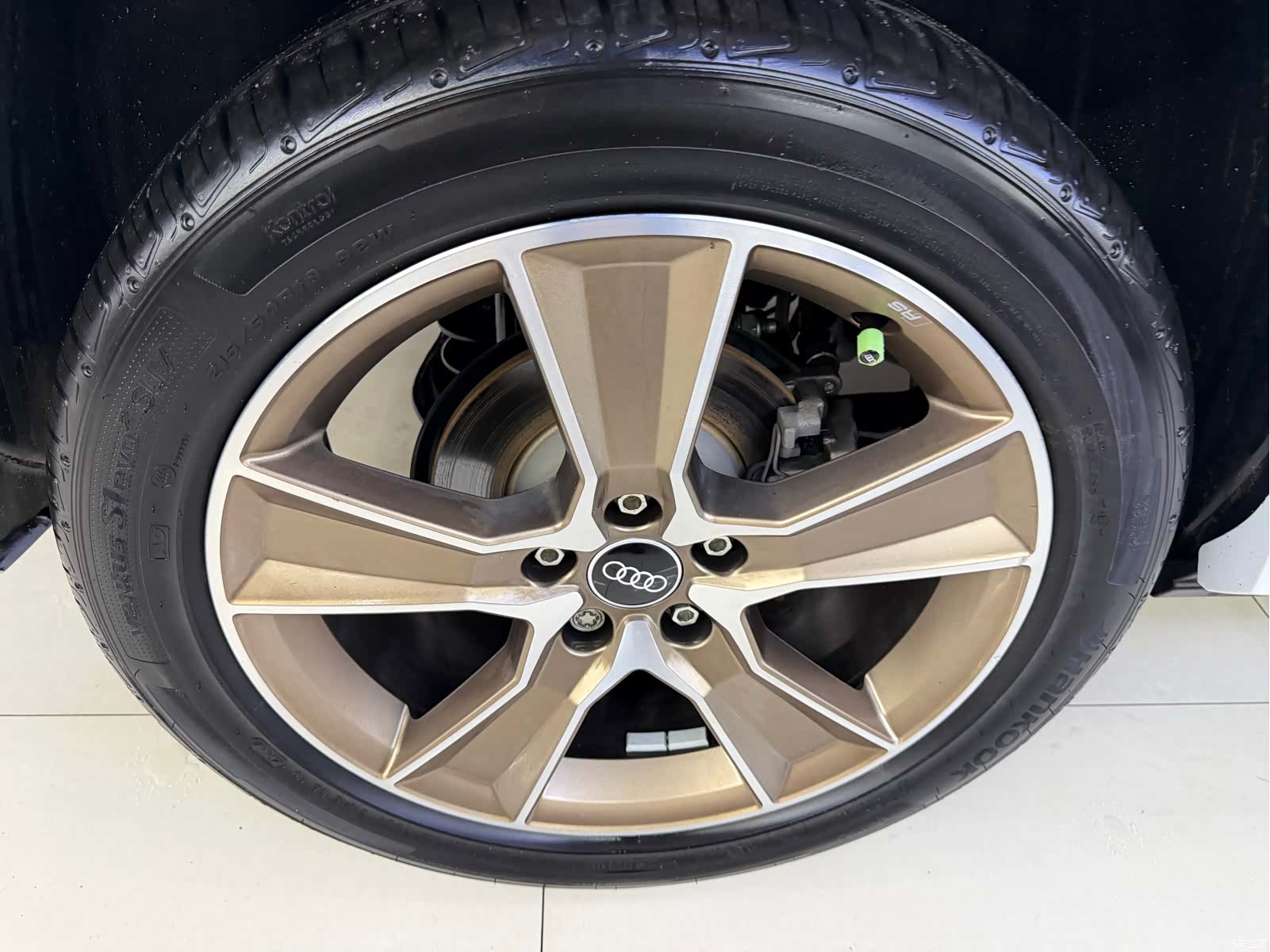 Audi Q2L, 2023 18