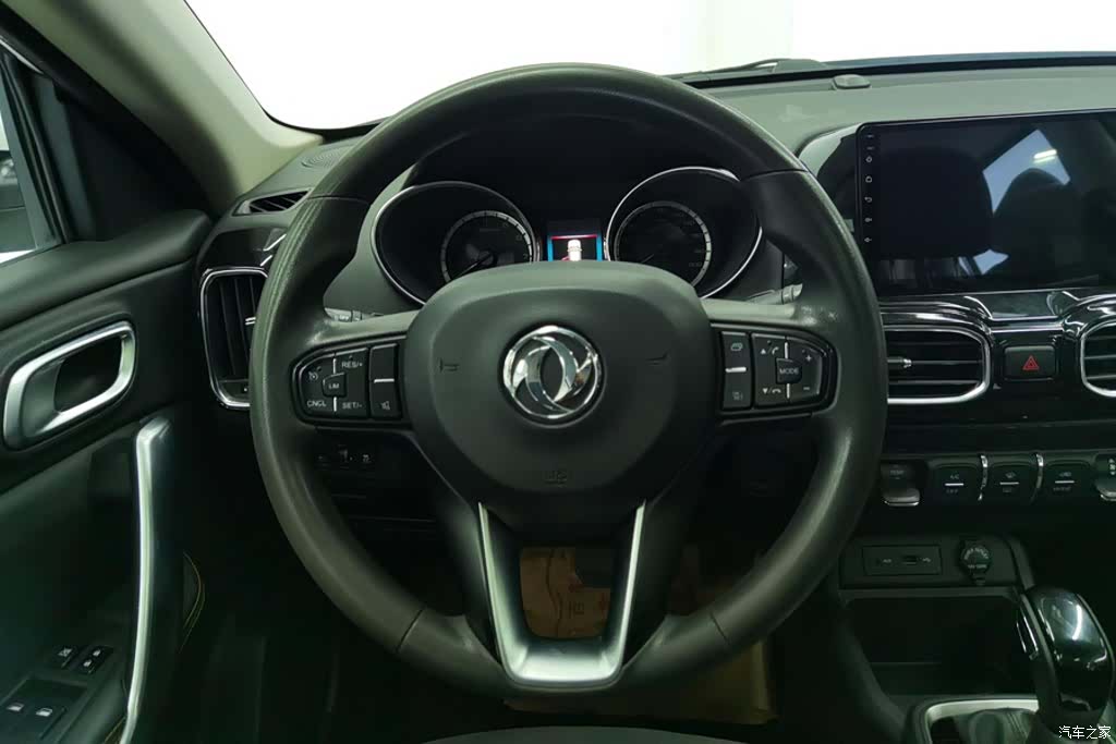 DongFeng AX4, 2021 15