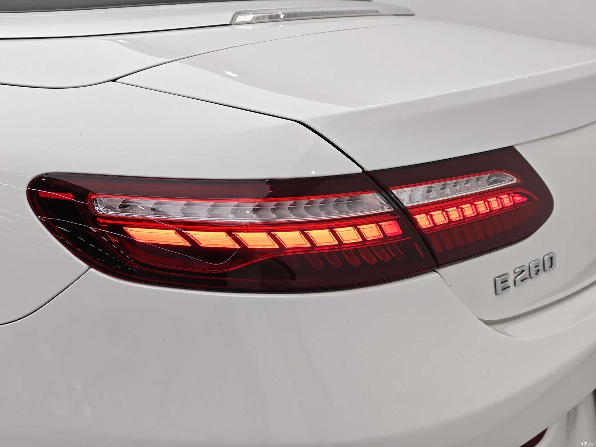 Mercedes-Benz E-Class, 2021 18