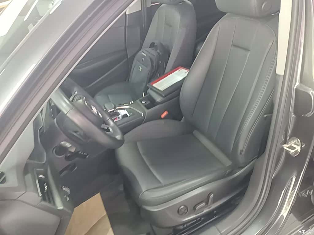 Audi A4L, 2023 15