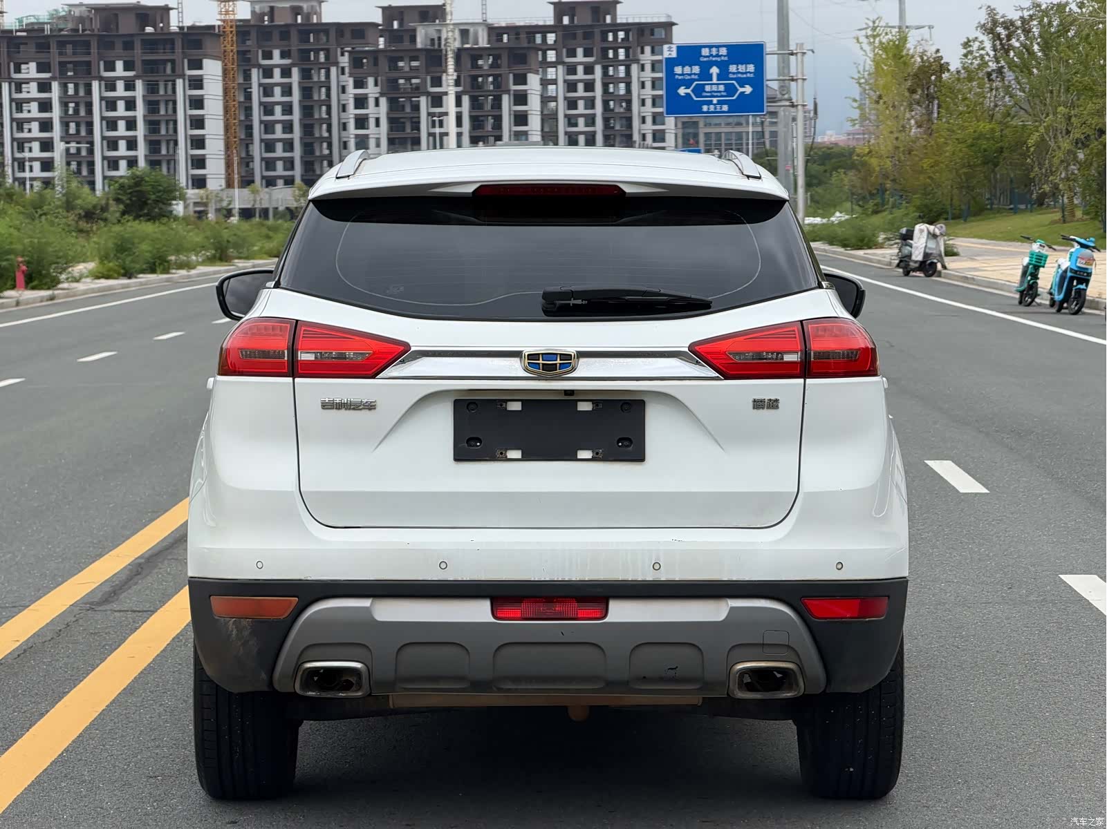 Geely Boyue, 2017 все фото