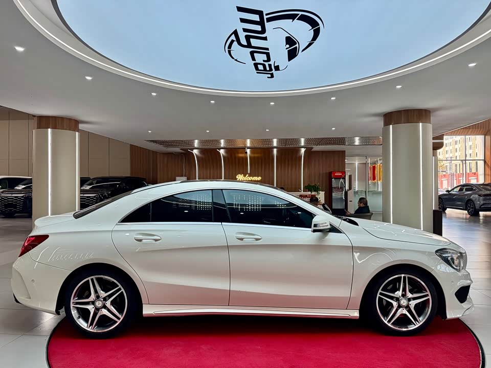 Mercedes-Benz CLA