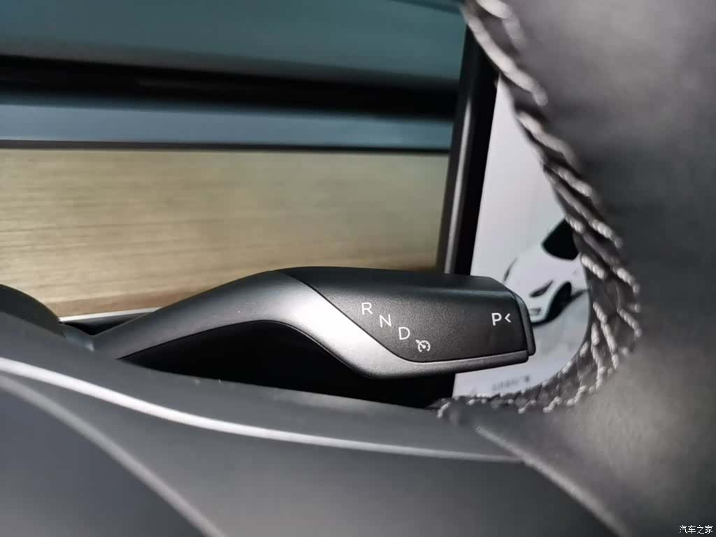 Tesla Model 3, 2022 14