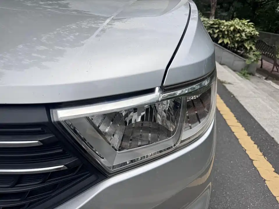 Wuling Wuling Hongguang V