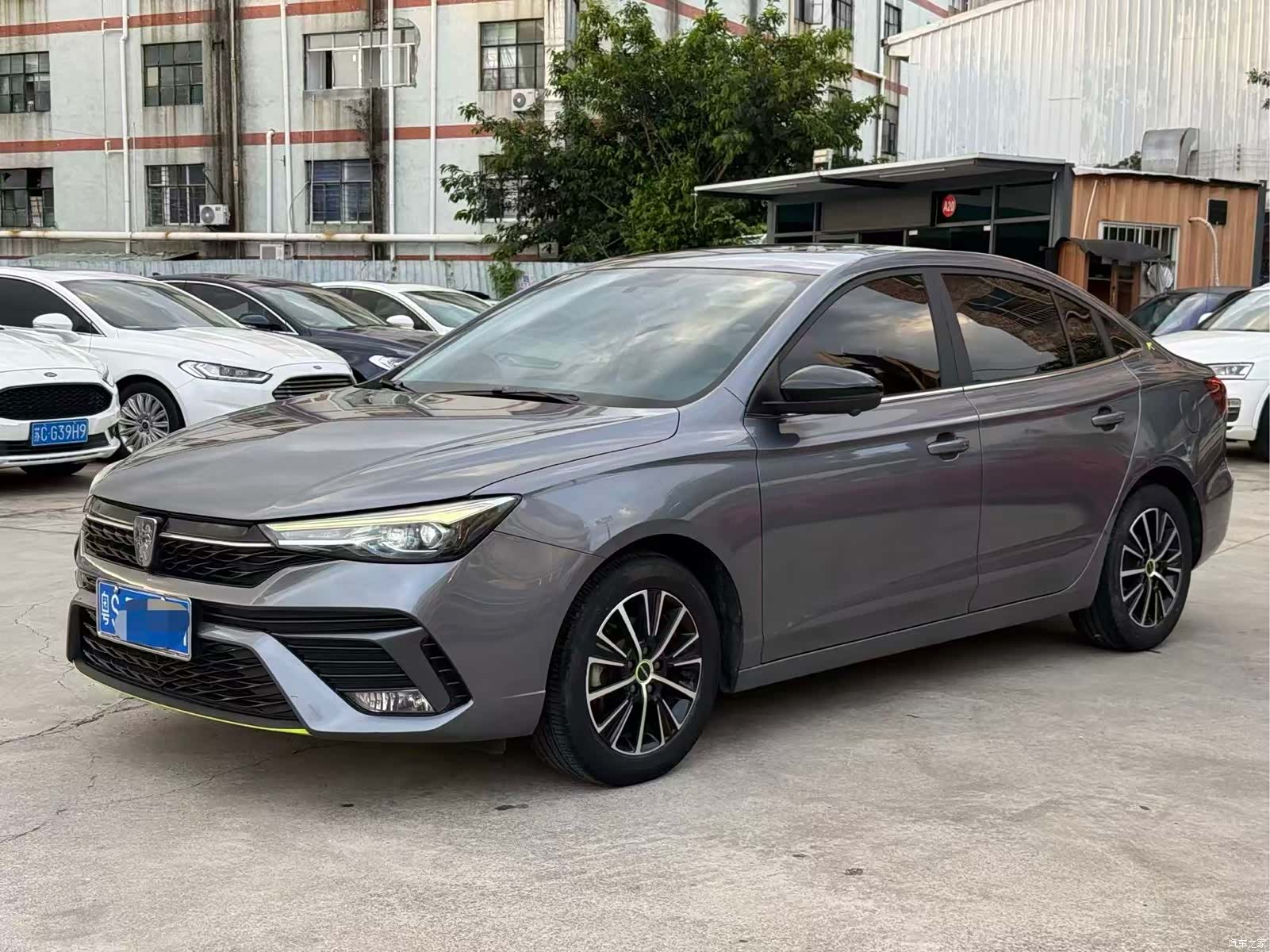 Roewe i5, 2022 1
