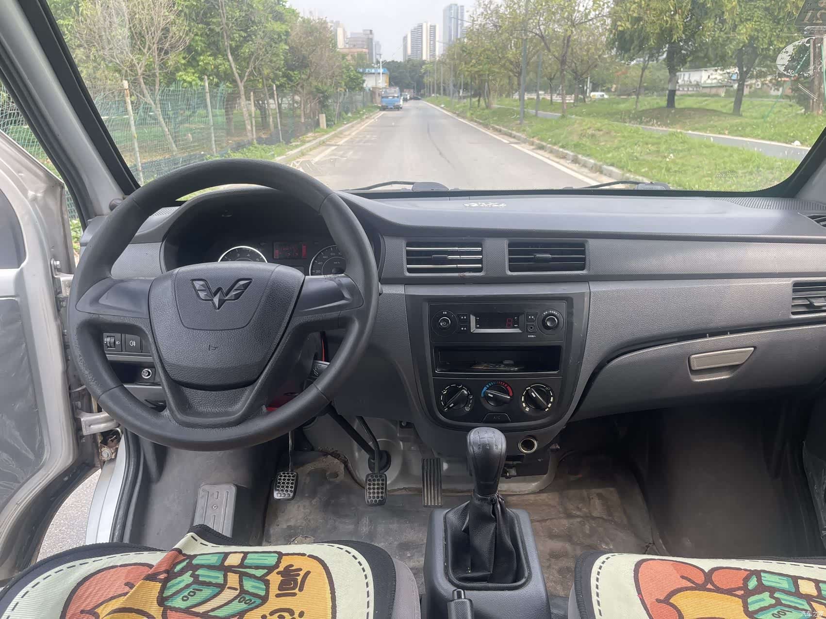 Wuling S, 2017 все фото