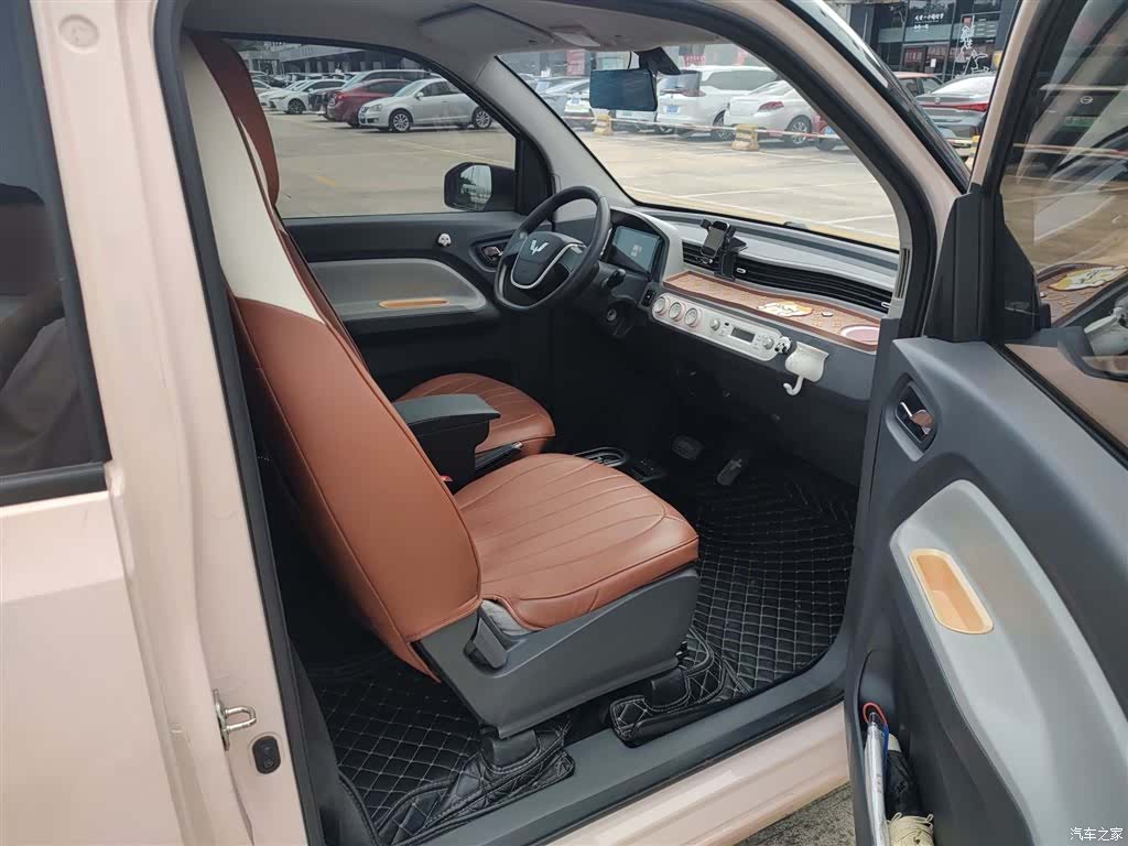 Wuling MINIEV, 2022 16