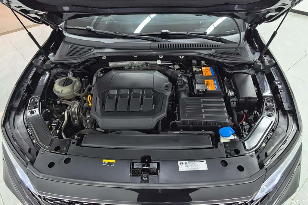 Volkswagen Passat, 2021 10
