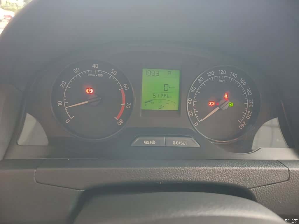 Skoda Rapid, 2017 12