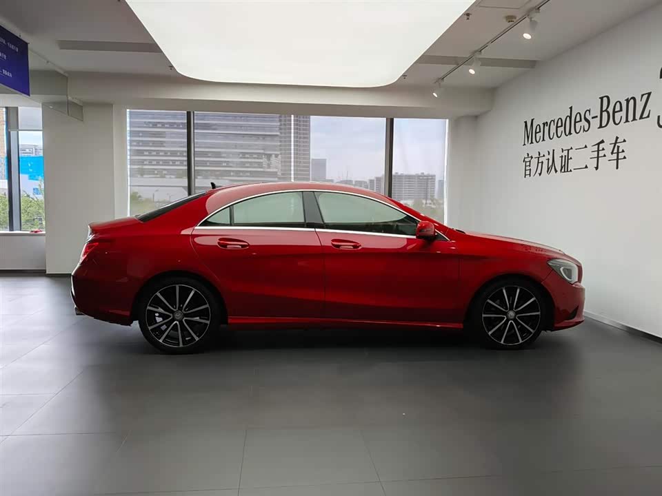Mercedes-Benz CLA
