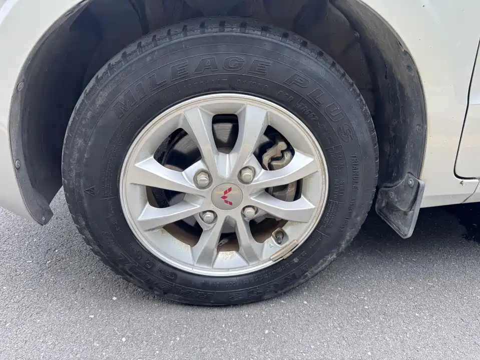 Wuling Wuling Hongguang V