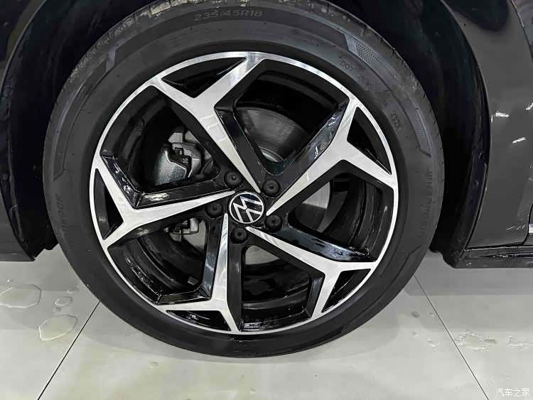 Volkswagen Passat, 2026 18