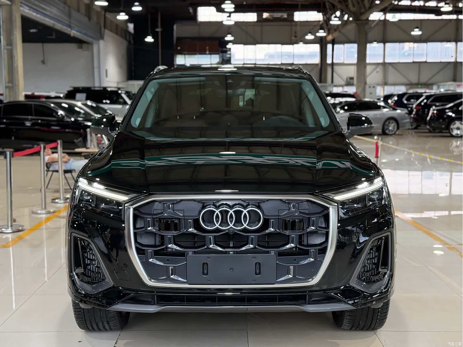 Audi Q7, 2026 3