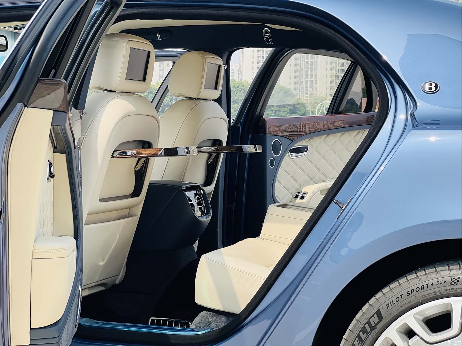 Bentley Mulsanne, 2013 6