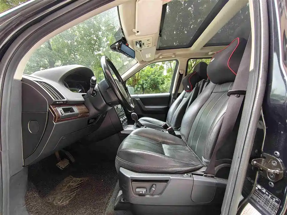 Land Rover Freelander 2