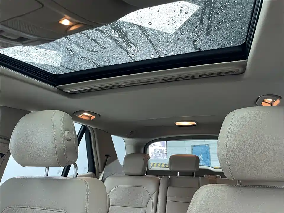 Mercedes-Benz M class