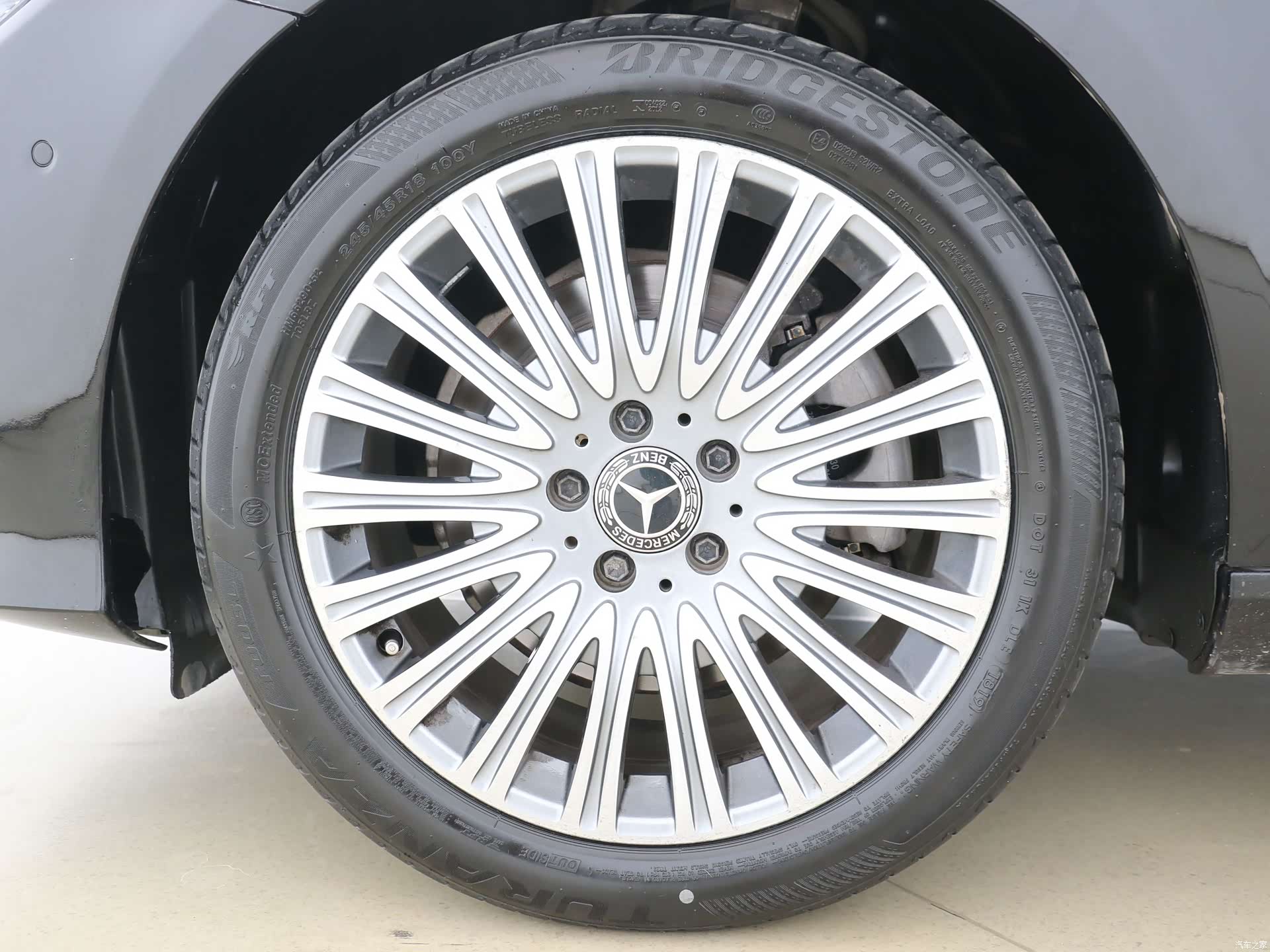 Mercedes-Benz E-Class, 2018 11