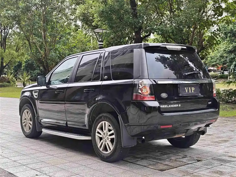 Land Rover Freelander 2