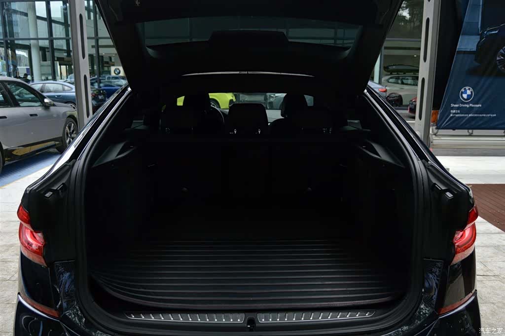BMW 6 Series GT, 2020 13