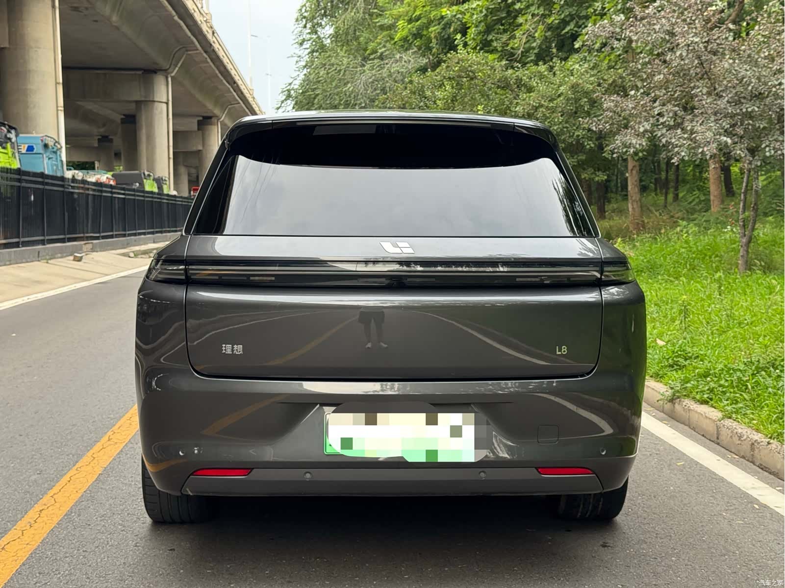Li Auto L8, 2023 все фото