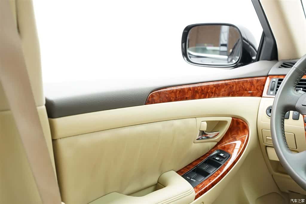 Toyota Crown, 2007 15