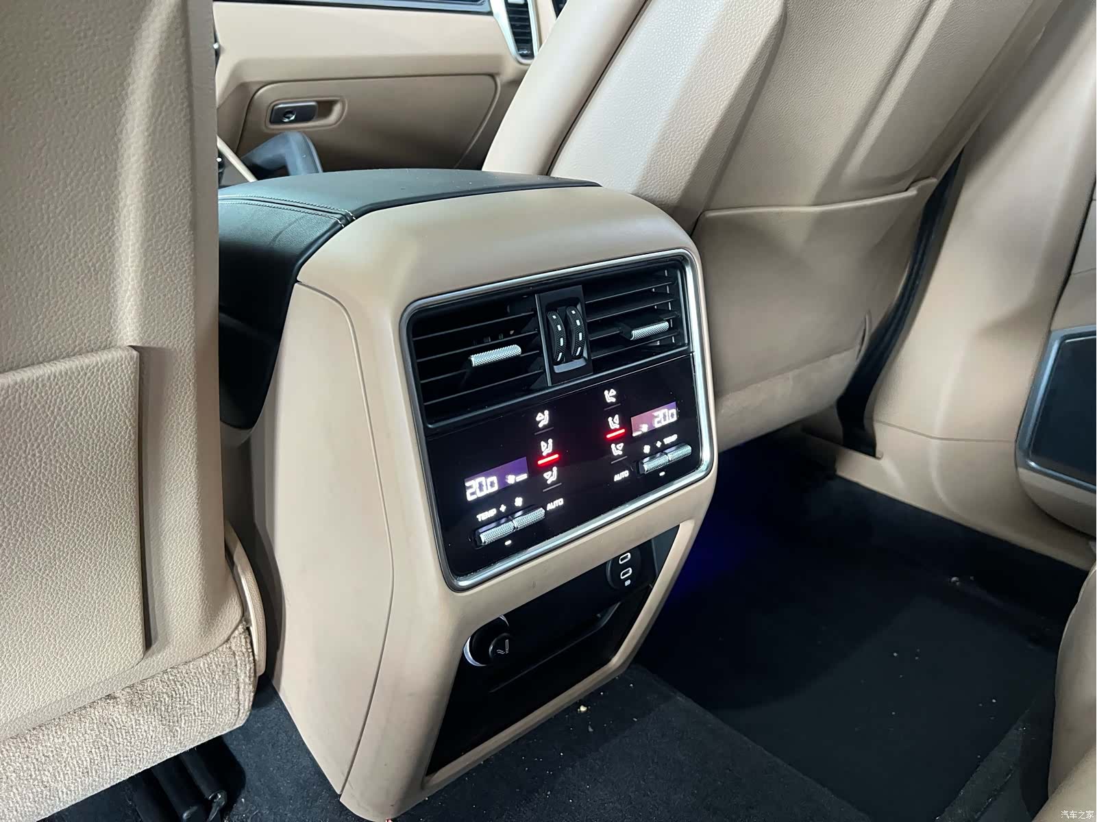 Cayenne Coupé, 2019 4