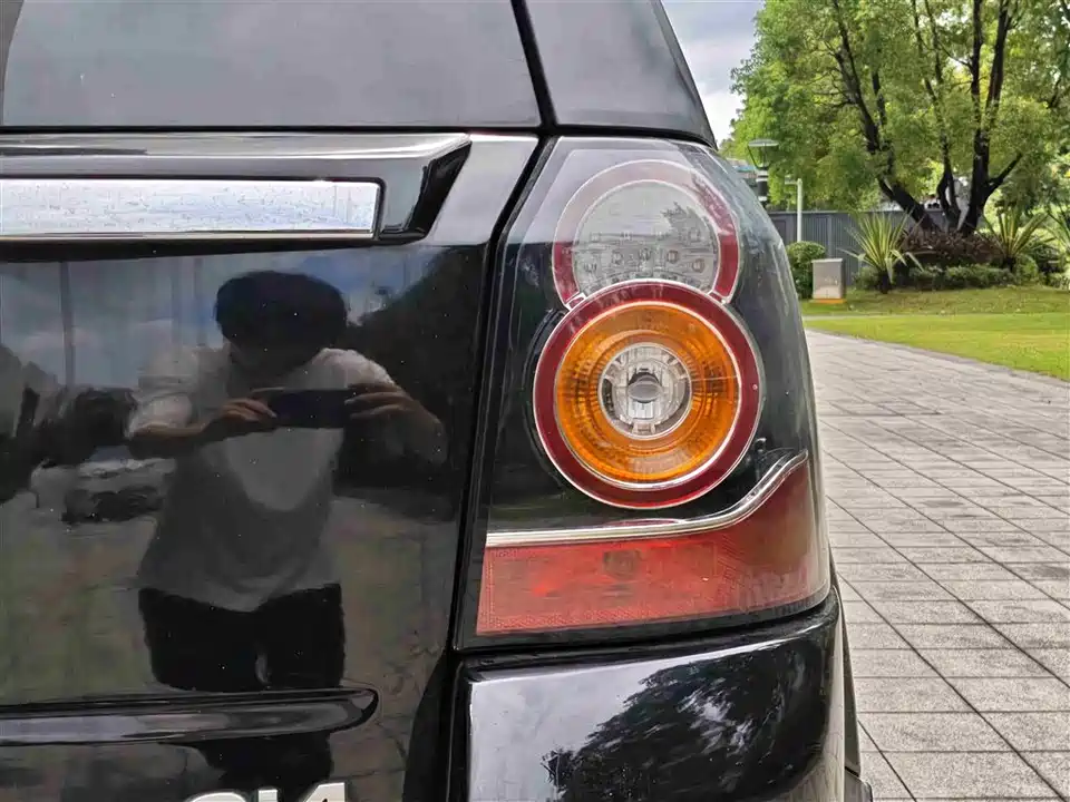 Land Rover Freelander 2