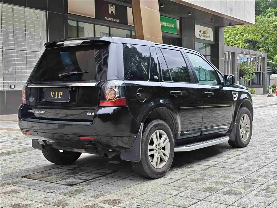 Land Rover Freelander 2