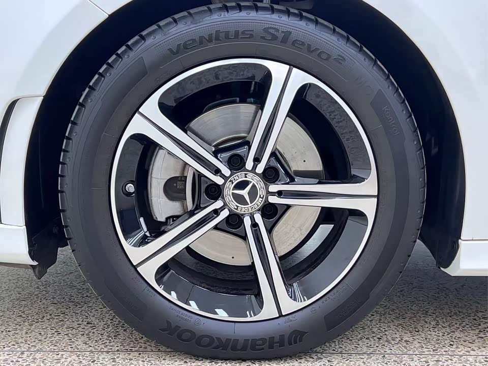 Hongqi Kunming Car