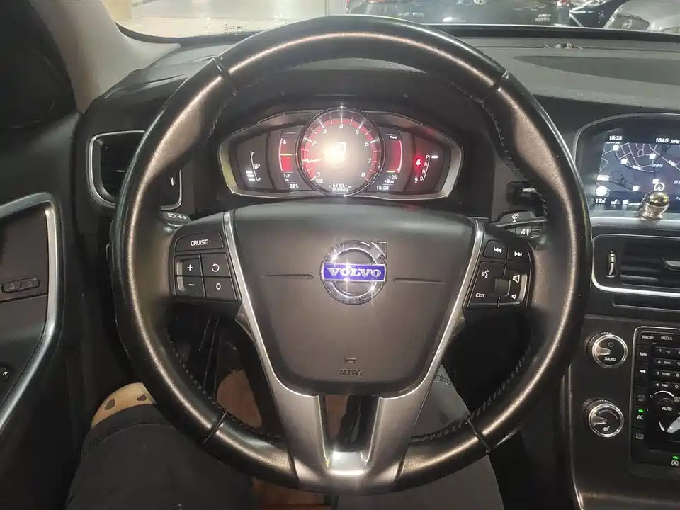 Volvo S60