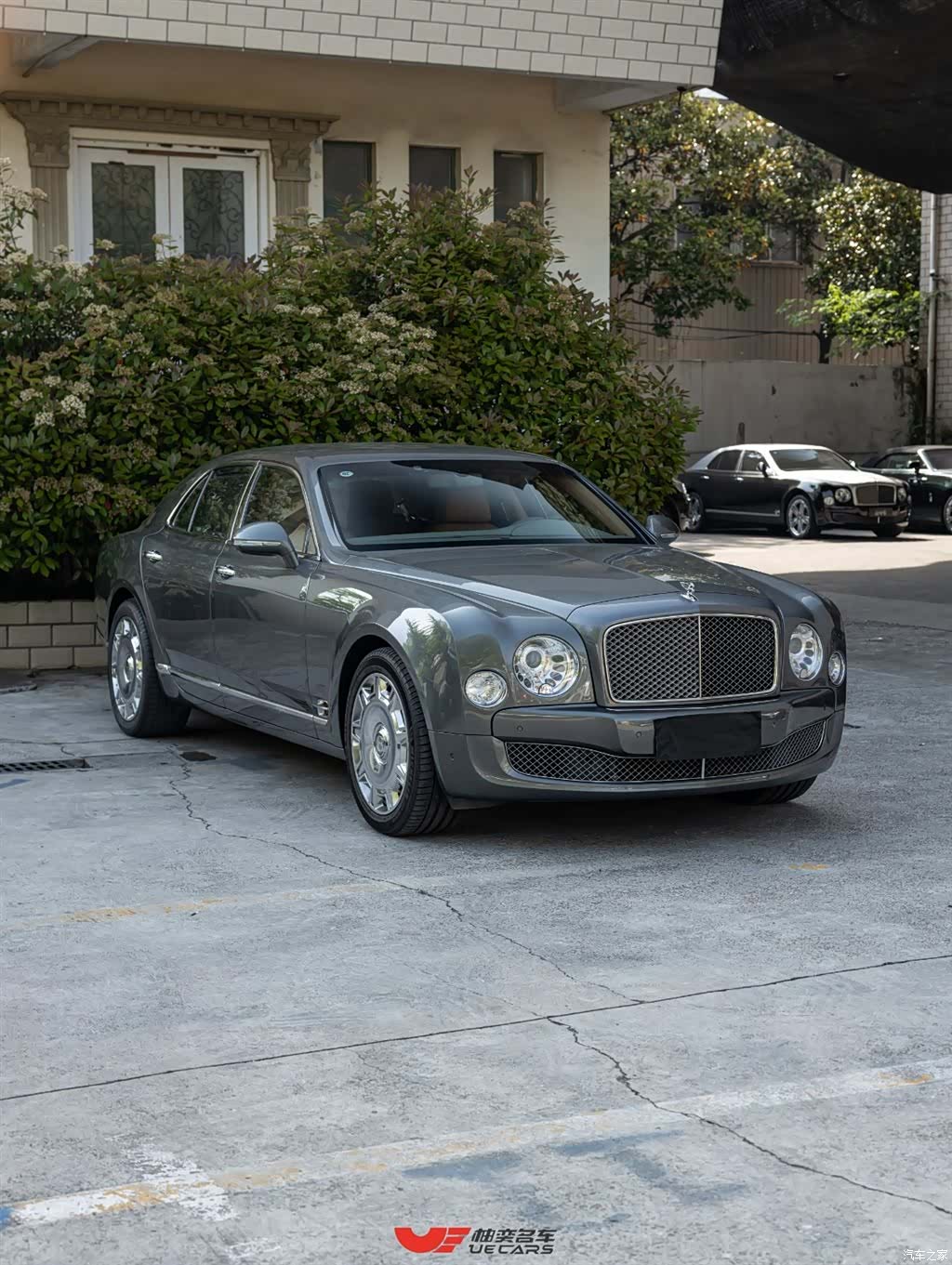 Bentley Mulsanne, 2015 3