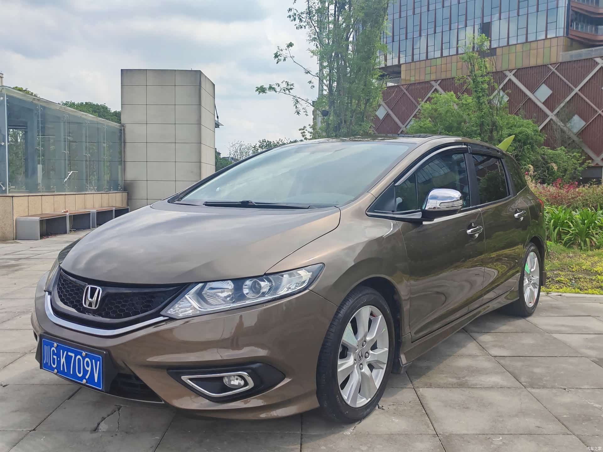 Honda Jade, 2015 1
