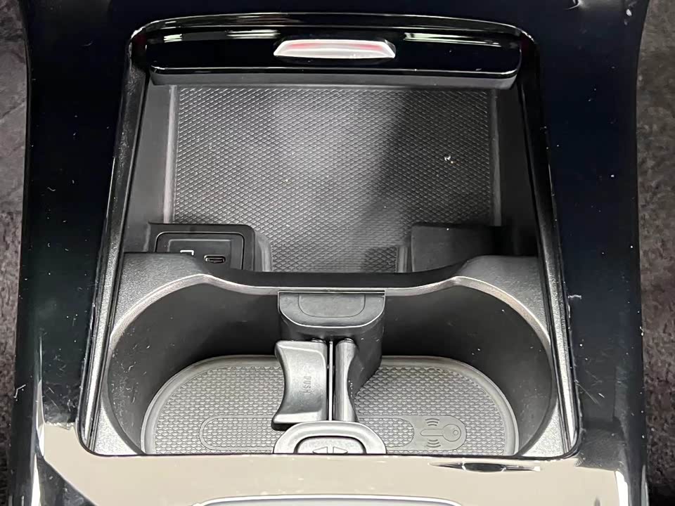 Hongqi Kunming Car