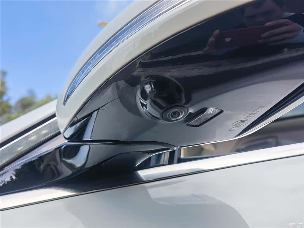 Mercedes-Benz E-Class, 2020 44
