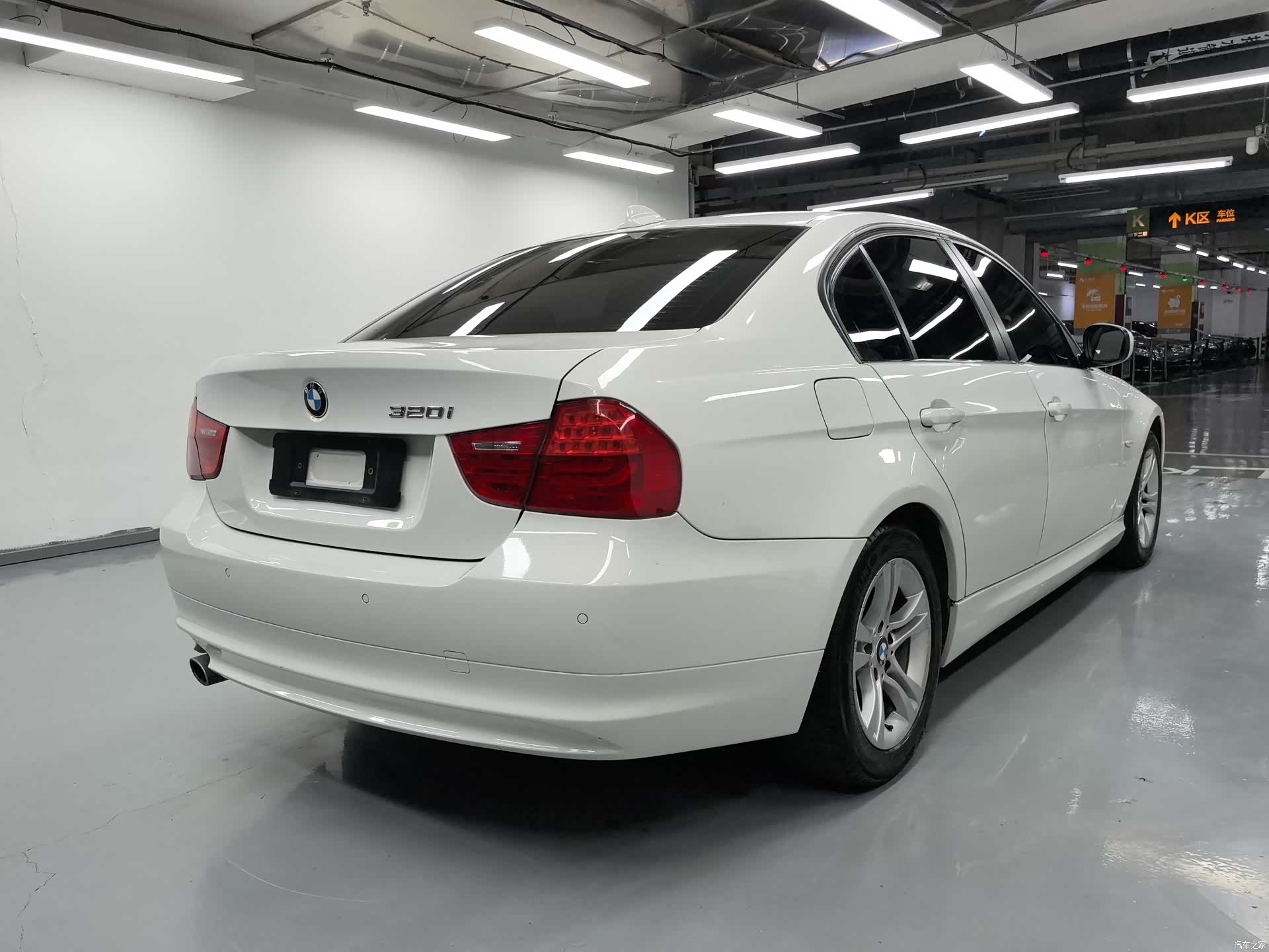 BMW 3 Series, 2010 15